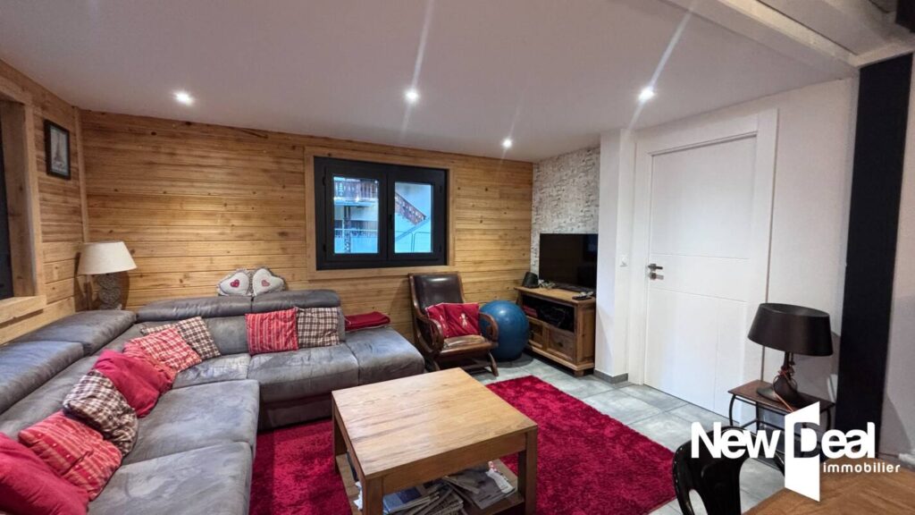 CHAMONIX MONT-BLANC – CHALET 6 Pièces – 4 Chambres – GARAGE mezzanine – VUE exceptionnelle Massif du MONT-BLANC – 6 pièces – 4 chambres – 152 m²