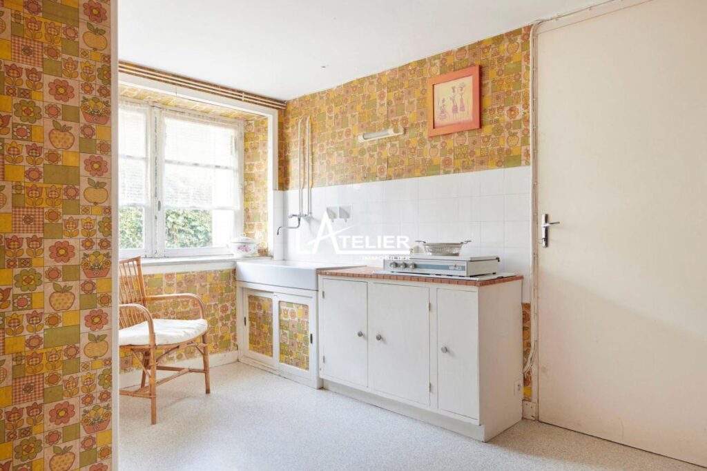 PORNIC Emplacement de choix, volume et potentiel à exploiter – 6 pièces – 4 chambres – 125 m²