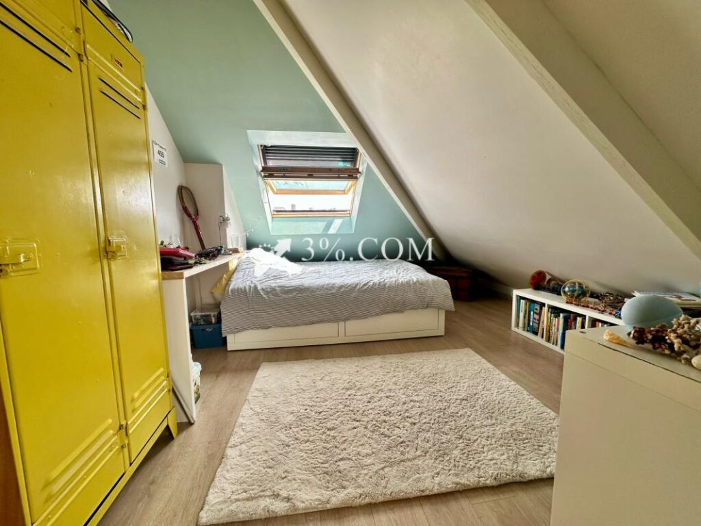 Maison semi-mitoyenne avec vue cathédrale – 7 pièces – 4 chambres – 132 m²