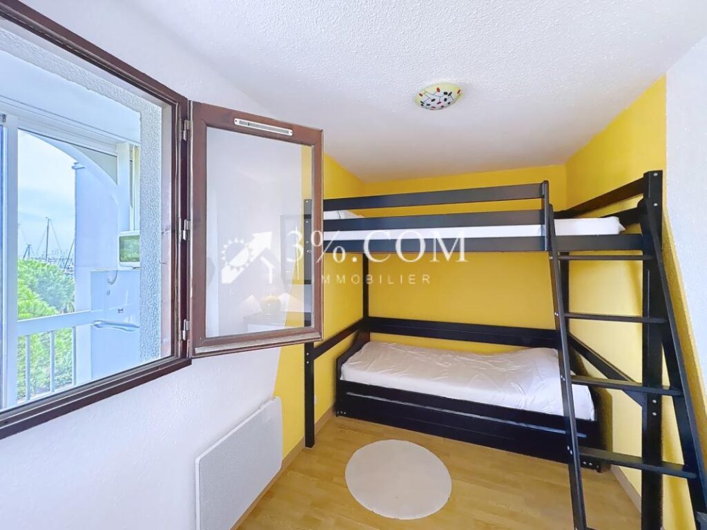 Charmant appartement 3 pièces de 41.61 m2 avec vue sur le po – 3 pièces – 2 chambres – 41 m²