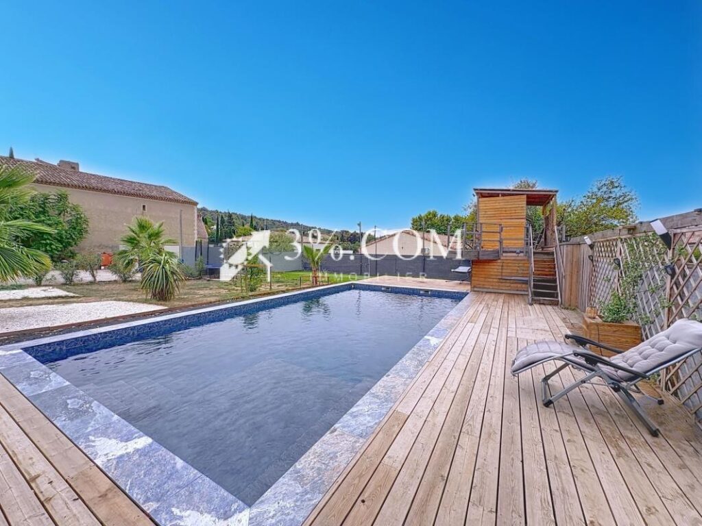 Belle maison contemporaine 6 pièces de 148 m2 avec piscine – 6 pièces – 4 chambres – 148 m²