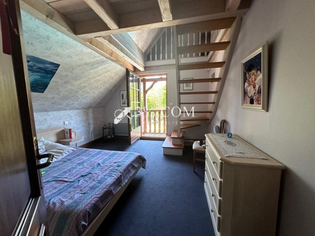 3%.COM – Maison avec piscine – 5 pièces – 3 chambres – 169 m²