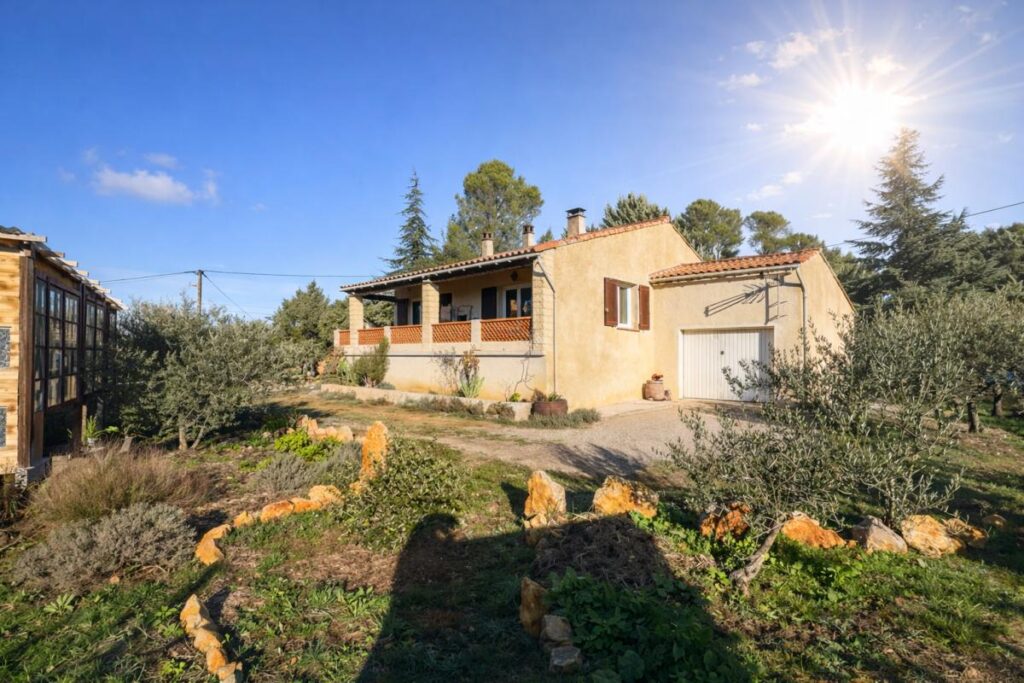 villa La verdiere – 4 pièces – 2 chambres – 62 m²