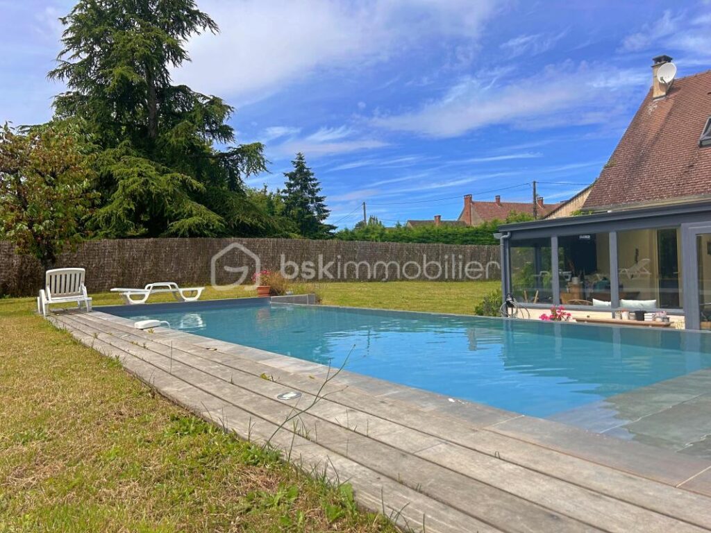 Superbe maison de campagne – 6 pièces – 168 m² – Terrain clos, arboré et sans vis à vis – Très calme ! – 6 pièces – 4 chambres – 168 m²