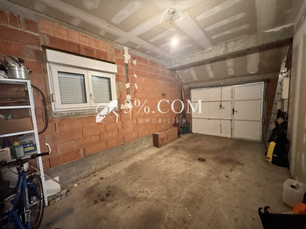 Maison plain pied 83m2 avec 2 chambres à rafraîchir sur 4 – 3 pièces – 2 chambres – 83 m²