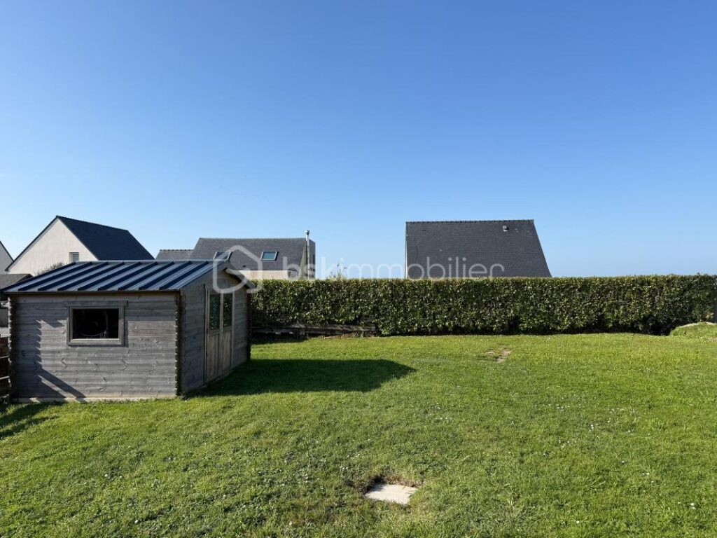 Portsall : vie de plain-pied à 150 mètres des plages – 7 pièces – 5 chambres – 141 m²