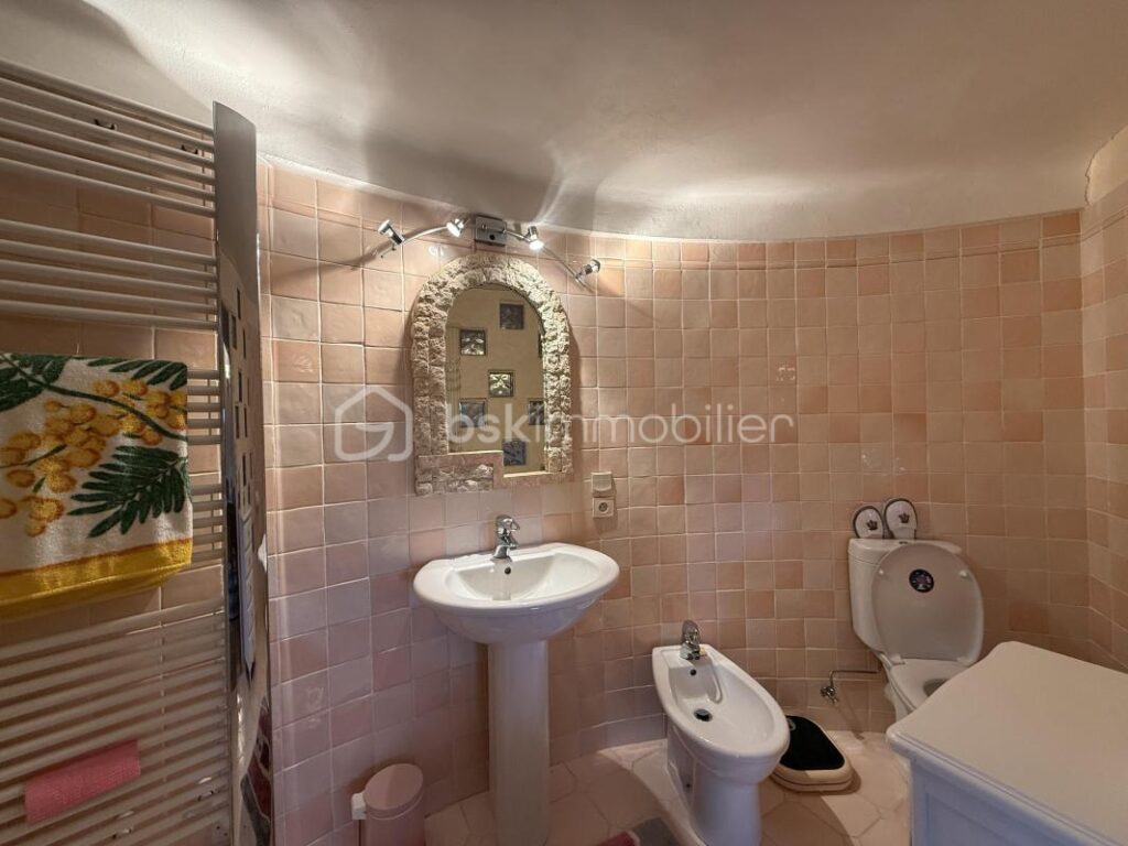 Maison Appartement – 4 pièces – 3 chambres – 110 m²