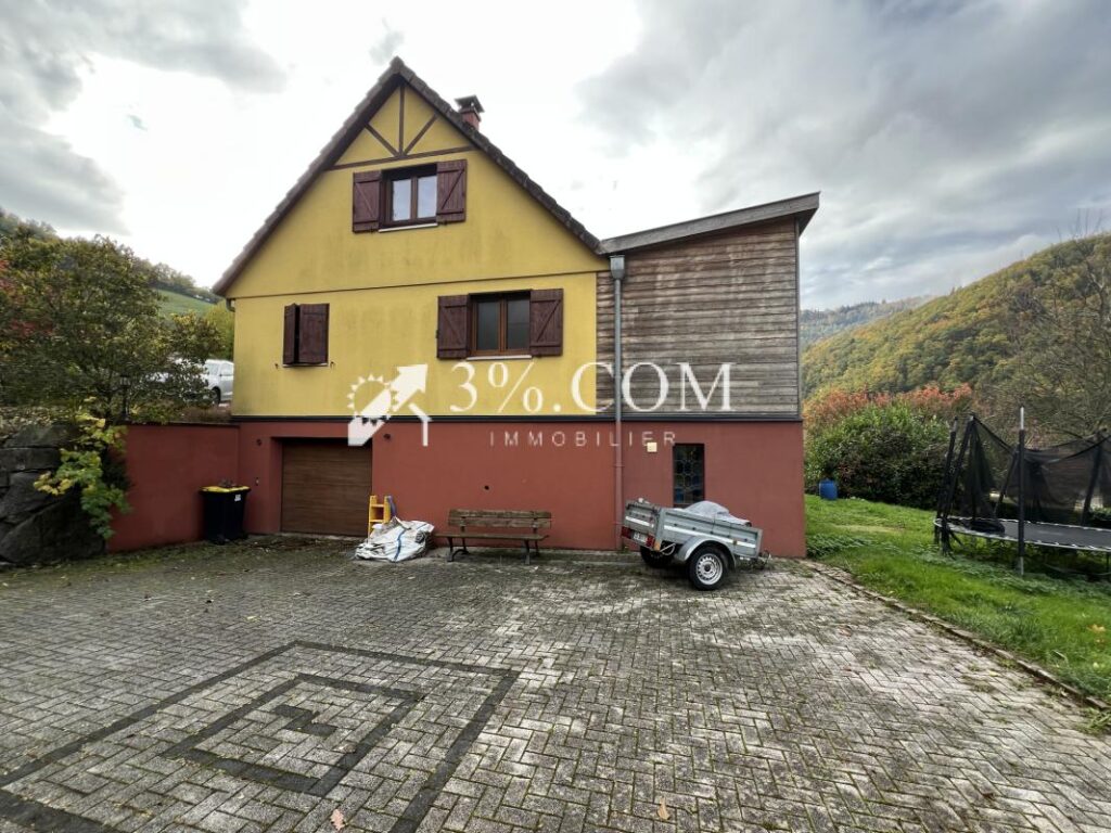 Jolie Maison à vendre bénéficiant d’une belle vue sur les va – 5 pièces – 3 chambres – 129 m²