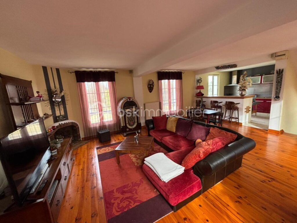 Demeure de Prestige avec Vue Panoramique sur Seine, accès au Fleuve : Un Joyau Rare – 12 pièces – 5 chambres – 320 m²