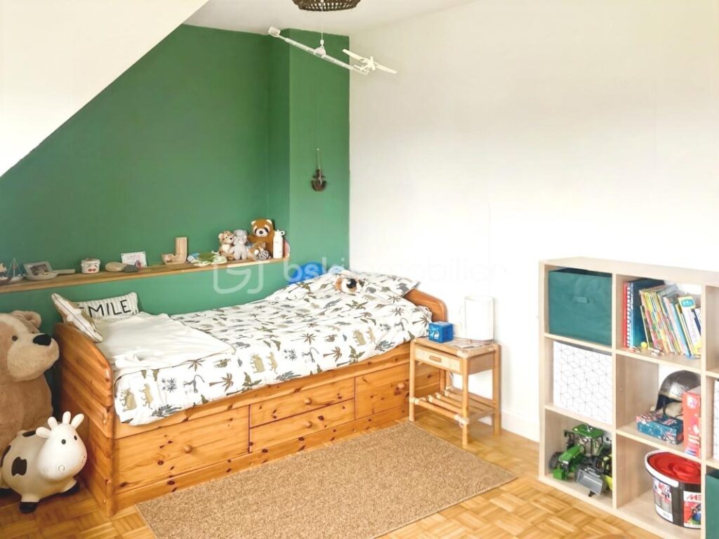 Exclusivité proche centre bourg – Maison 110 m2 sur sous sol complet – 4 chambres – 6 pièces – 4 chambres – 108 m²