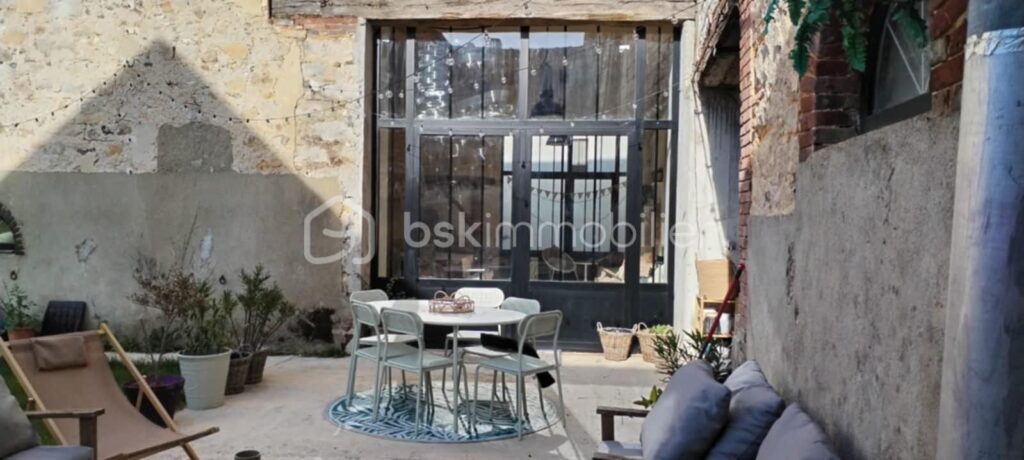 Magnifique Maison d’Exception avec Confort Moderne et Charme de l’Ancien ! – 6 pièces – 4 chambres – 392 m²