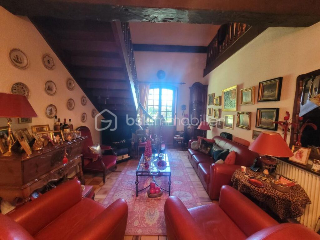Criel de Voiron Propriété d’Exception Terrain 3766 m² 1 090 000 € – 10 pièces – 6 chambres – 370 m²