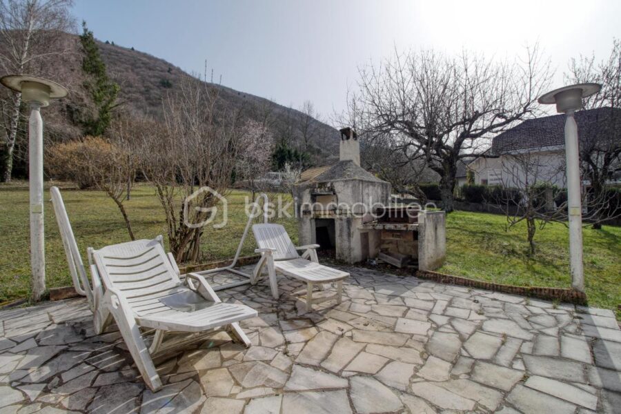 Maison à vendre à Saint martin de la cluze