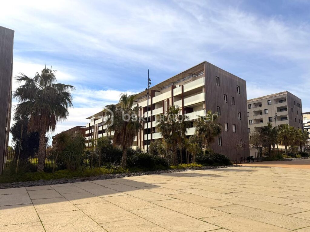 Appartement vue mer et étang – 4 pièces – 3 chambres – 98 m²