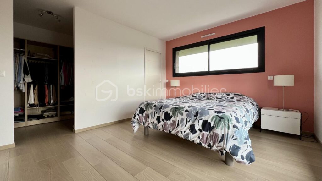 Maison Contemporaine PIRAINO – 6 pièces – 4 chambres – 190 m²