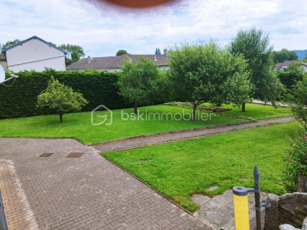 belle demeure de 420 m² sur grand terrain de 2000 m² avec piscine – 11 pièces – 6 chambres – 420 m²