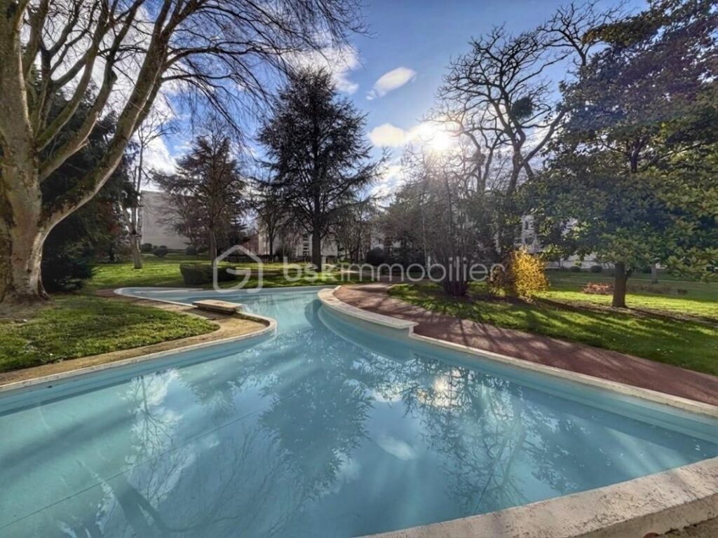 NOUVEAU EN PARFAIT ETAT ! – 3 pièces – 2 chambres – 52 m²