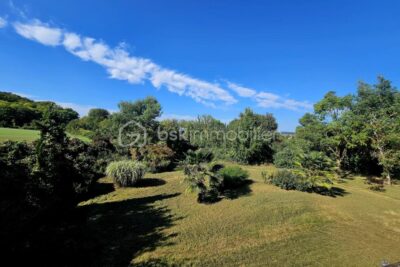 🏡 Belle maison familiale à Auneuil !! – 7 pièces – 4 chambres – 160 m²