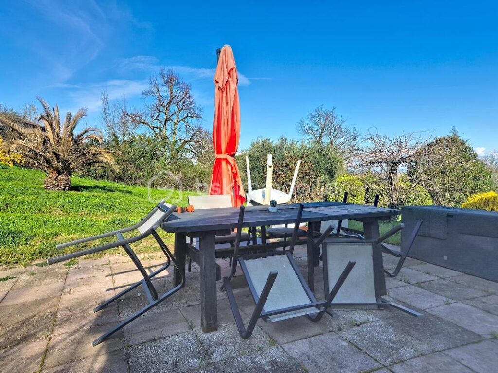 Maison vue Garonne – Auvillar – – 4 pièces – 2 chambres – 85 m²