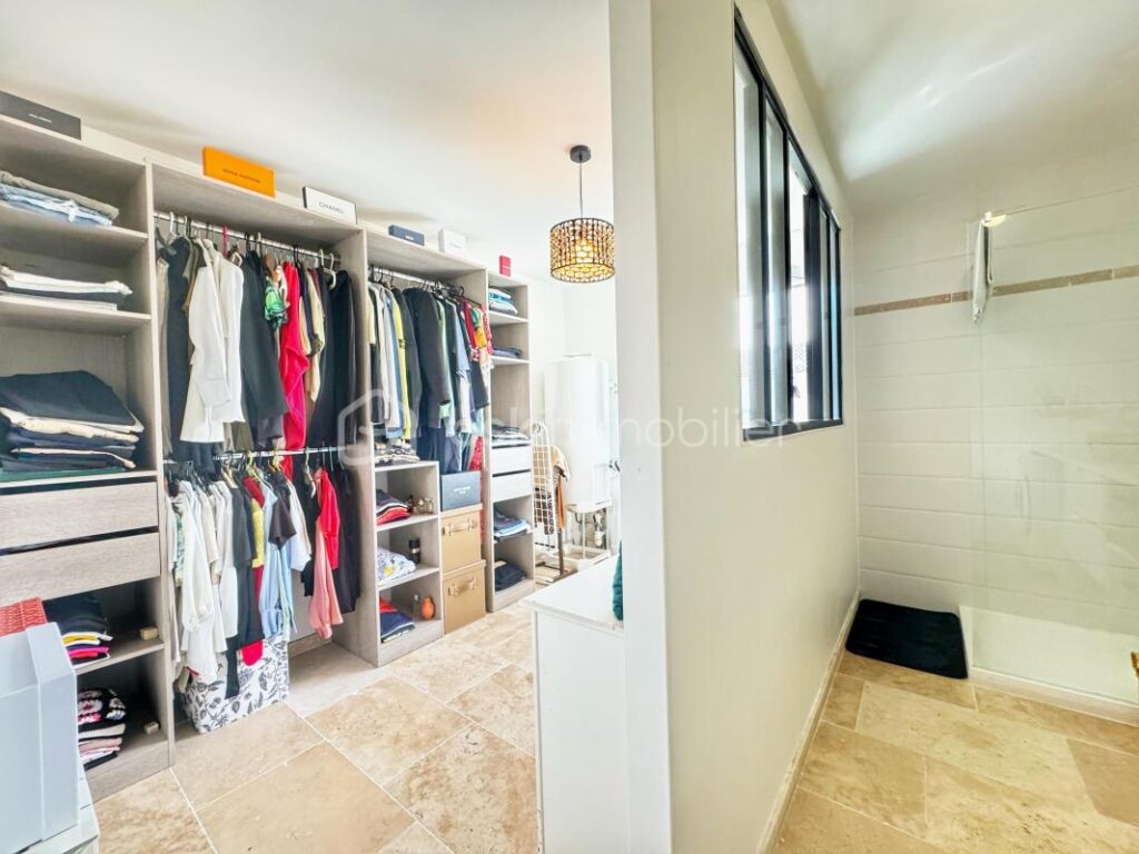 Maison à fort potentiel – 5 pièces – 3 chambres – 108 m²