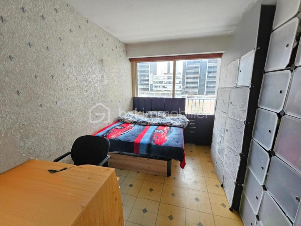 Appartement F4 82m² 3 chambres grand balcon 30m² triple exposition cave parking – 4 pièces – 3 chambres – 82 m²