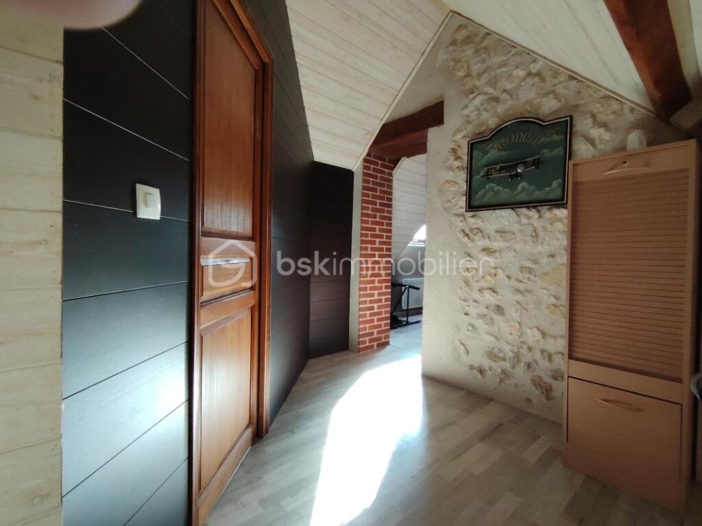 MAISON 6 PIECES 105 M² – 6 pièces – 3 chambres – 105 m²