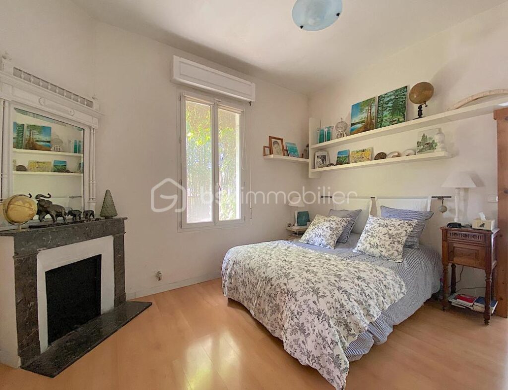 Maison avec 4/5 chambres + un studio indépendant + une piscine !!! De l’espace, du calme et du charme !!! – 8 pièces – 5 chambres – 215 m²