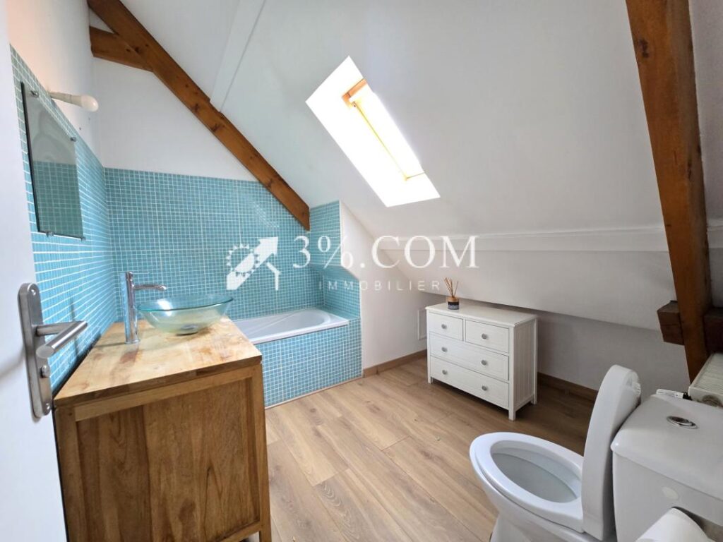 LOFT 128 m2 avec terrasse ROOFTOP + 2 CH + 2 places de parki – 4 pièces – 2 chambres – 128 m²