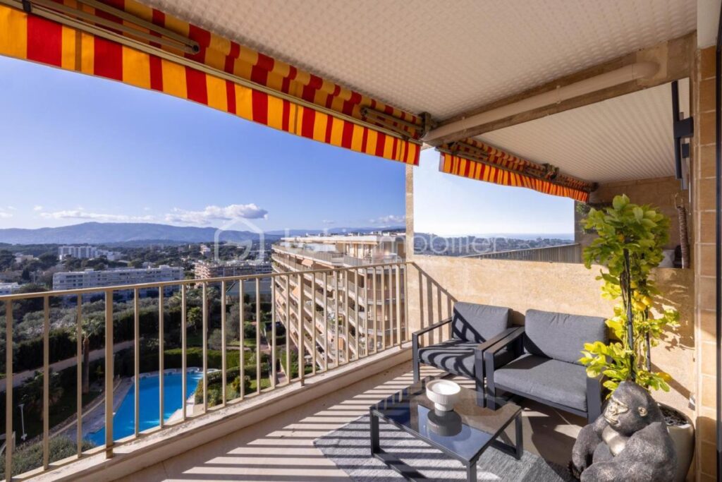 Appartement de Prestige – 3 Pièces d’Exception – Vue Mer Panoramique – Le Cannet / Cannes – 3 pièces – 2 chambres – 83 m²