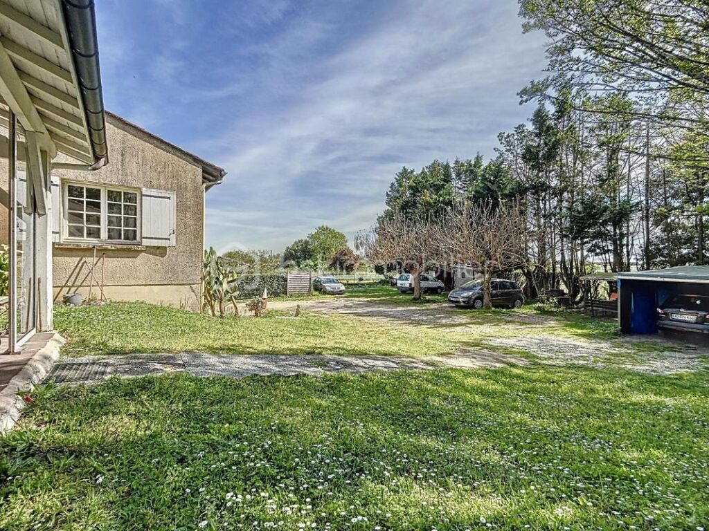 Maison 3 chambres possibilité studio – 5 pièces – 3 chambres – 100 m²