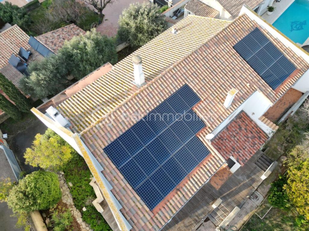 BATISSE D’ARCHITECTE 310m2 BALARUC LE VIEUX VUE ETANG – 10 pièces – 6 chambres – 309 m²