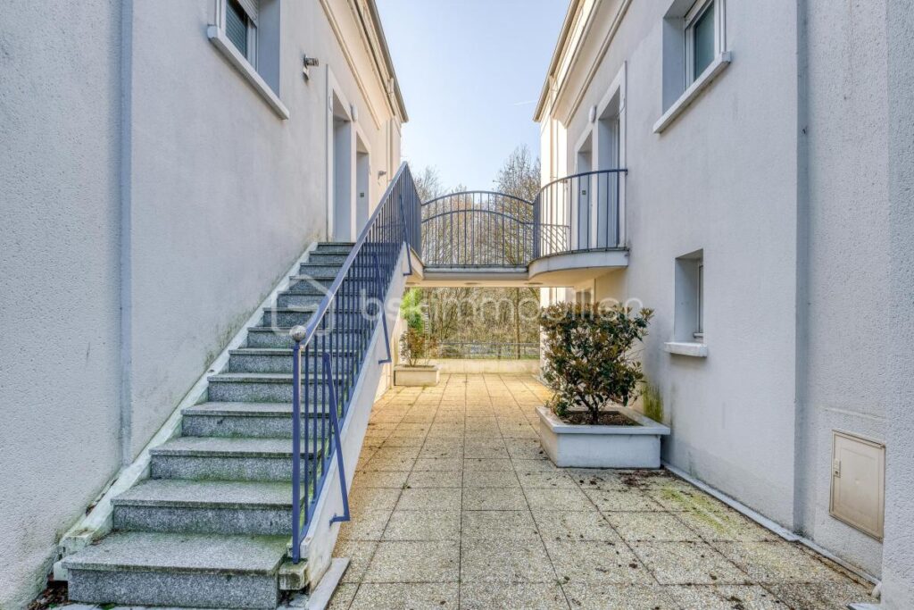 Duplex proche Centre Ville au Calme + balcon + box – 3 pièces – 2 chambres – 68 m²