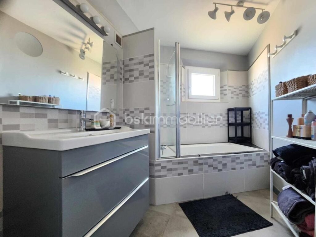 Villa provençale avec grand garage – 4 pièces – 3 chambres – 105 m²