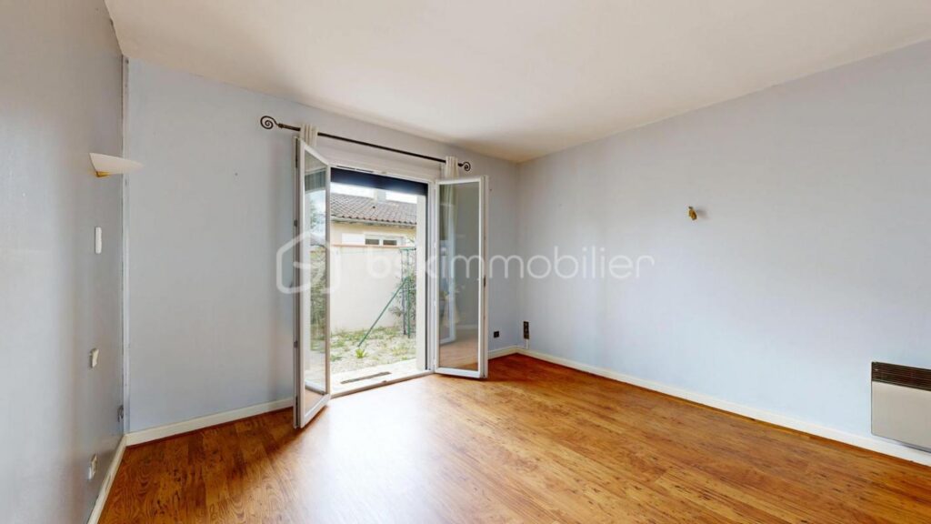 MAISON INDIVIDUELLE – PISCINE – TOURNEFEUILLE – CALME – 137m2 – DOUBLE VITRAGE – PROCHE AIRBUS- ROCADE ARC-EN-CIEL – 5 pièces – 3 chambres – 137 m²