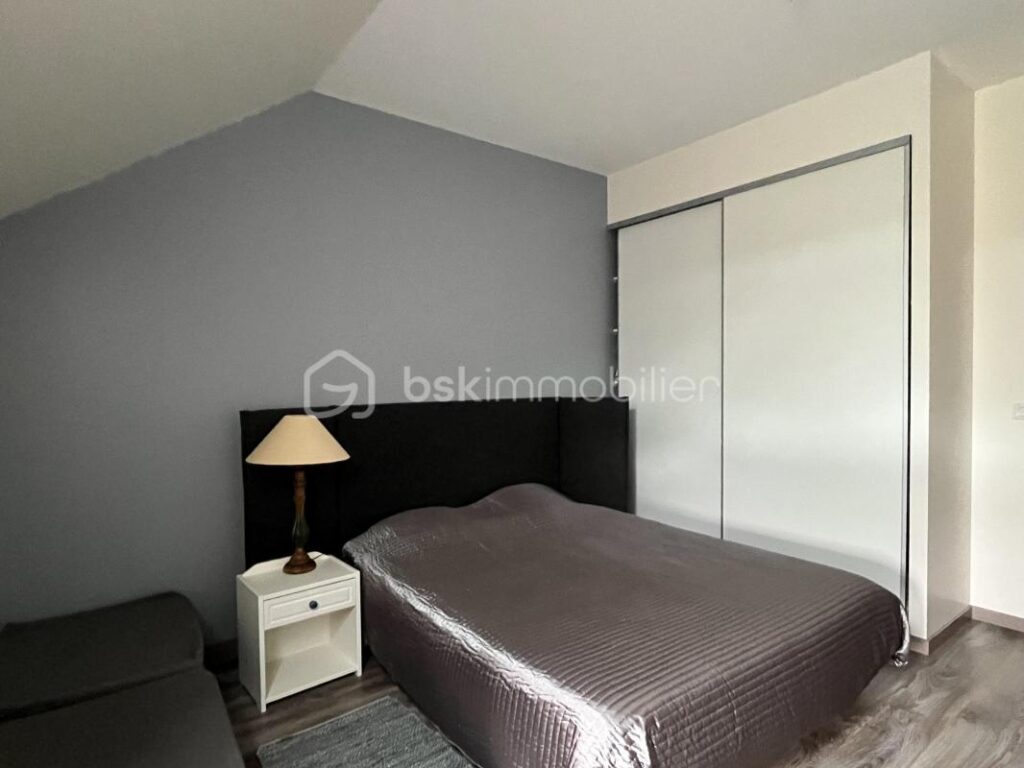 Magnifique propriété avec son exploitation équestre et 37 hectares de terrain – 7 pièces – 4 chambres – 230 m²