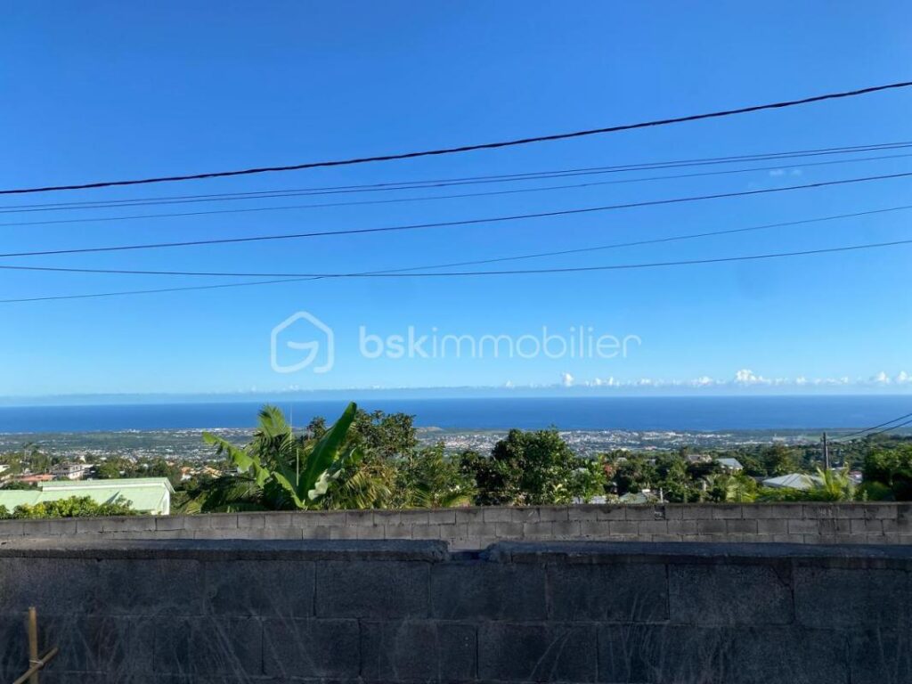 Maison de 165m² – 7 pièces – 6 chambres – 165 m²