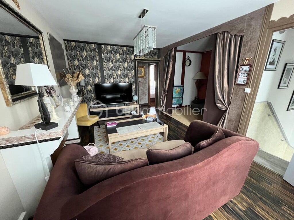 Charmante maison de village rénovée avec jardin – 4 pièces – 2 chambres – 73 m²