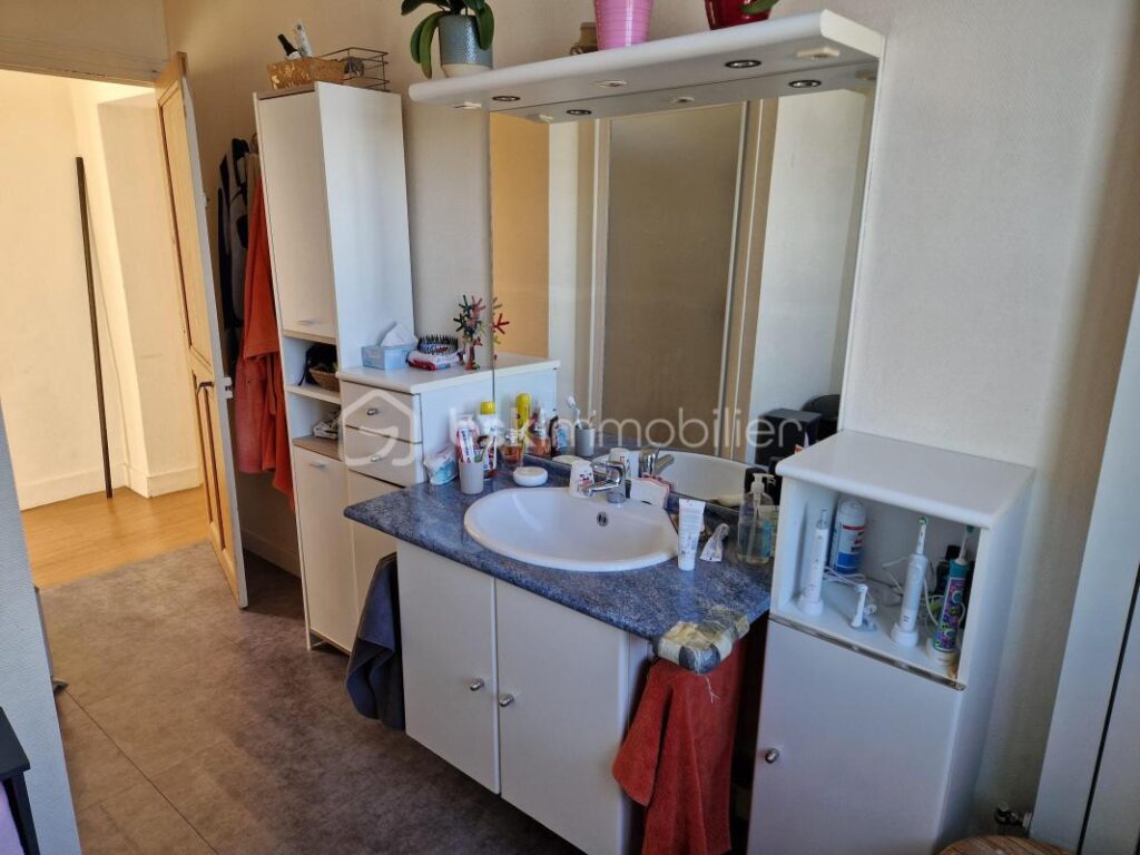 Très belle opportunité sur Colombiers et vue imprenable sur la vallée de l’envigne! – 8 pièces – 4 chambres – 230 m²