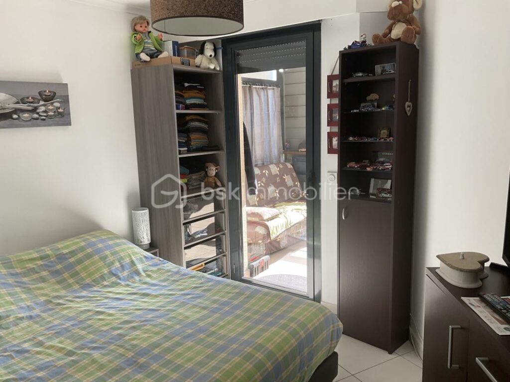 Grand T2 53m2 terrasse 24 m2 garage 18m2 – 2 pièces – 1 chambre – 53 m²