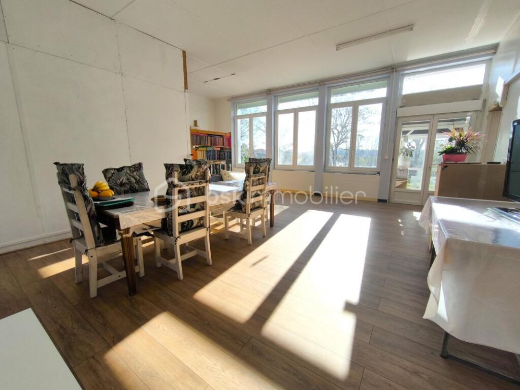 Charme et rentabilité : un bien, deux opportunités – 7 pièces – 4 chambres – 200 m²