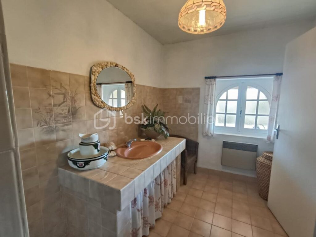 Ancienne et Magnifique Bâtisse en Pierres de 114 m2, située à Cladech 24170 – 4 pièces – 3 chambres – 114 m²