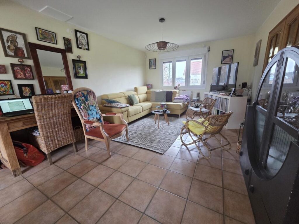 PAVILLON IND 112M² HAB SUR 1260M², SOUS SOL, HAB PLAIN PIED – 6 pièces – 4 chambres – 112 m²