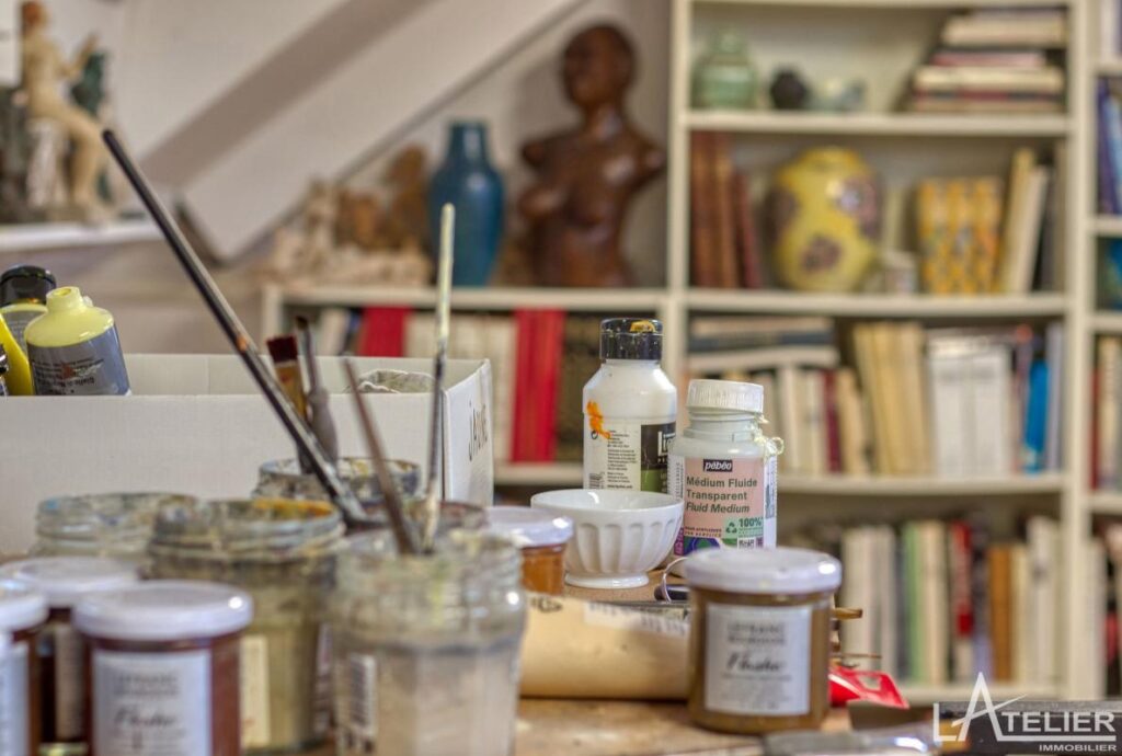 Péniche à Saint-Cloud, Quartier des Coteaux – NR pièces – 3 chambres – 150 m²