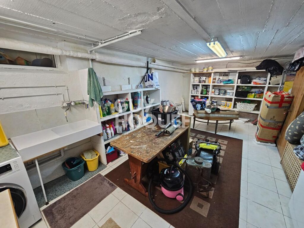 Maison atypique Mervent – 6 pièces – 4 chambres – 169 m²