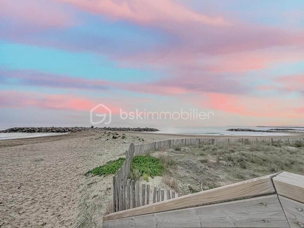 *** MAISONNETTE DE 40 m² AVEC PARKING – FRONTIGNAN PLAGE *** – 3 pièces – 2 chambres – 40 m²