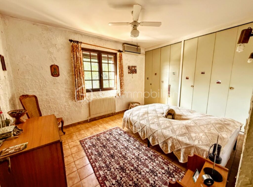 Montpellier NORD – Villa avec piscine – Vue sur la nature – 6 chambres – parcelle de 1400m2 – 7 pièces – 6 chambres – 193 m²