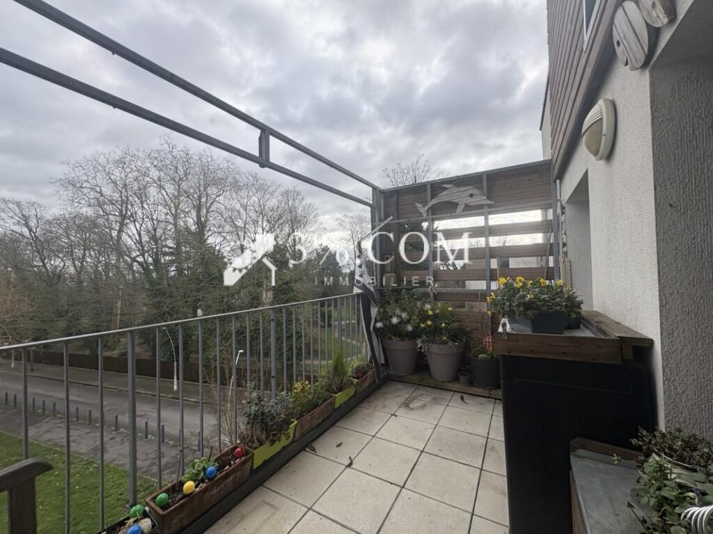 Appartement type 3 avec balcon 71m2 résidence récente à Anz – 4 pièces – 2 chambres – 70 m²