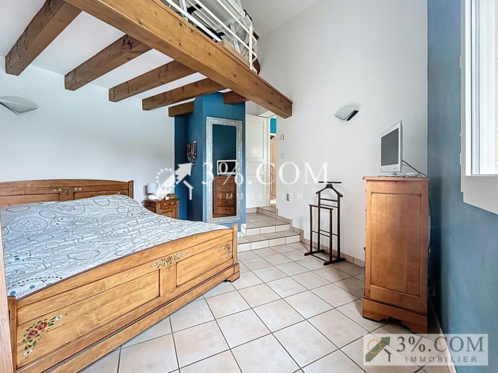 Maison 150,59 m2 habitables avec sous-sol et piscine dans se – 5 pièces – 4 chambres – 150 m²