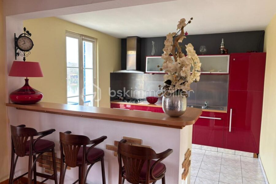 Maison à vendre à Le coudray montceaux