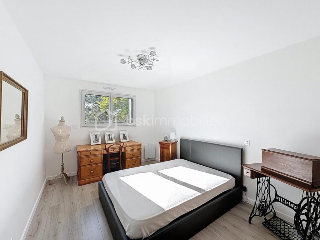 Maison contemporaine 136 m² – terrain 4 000 m² – grand séjour 60 m² – 10 min Redon – 5 pièces – 3 chambres – 136 m²